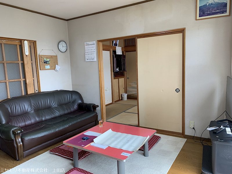上田市下室賀　中古戸建 内観写真（リビング以外の居室）