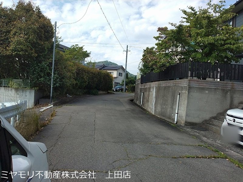 上田市住吉　土地 現地写真（前面道路含む現地写真）