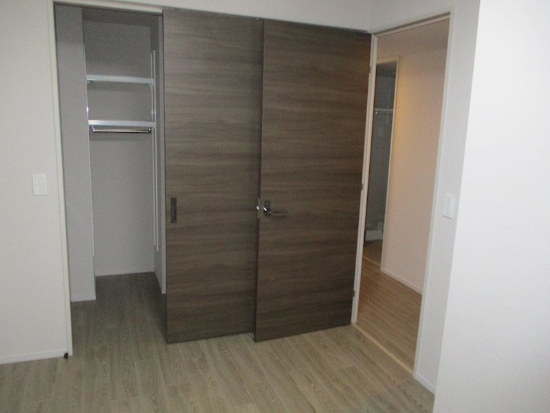 佐久市岩村田　中古マンション 内観写真（収納）