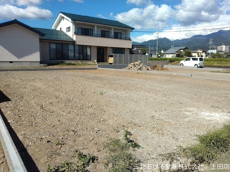 上田市古里　土地 現地写真