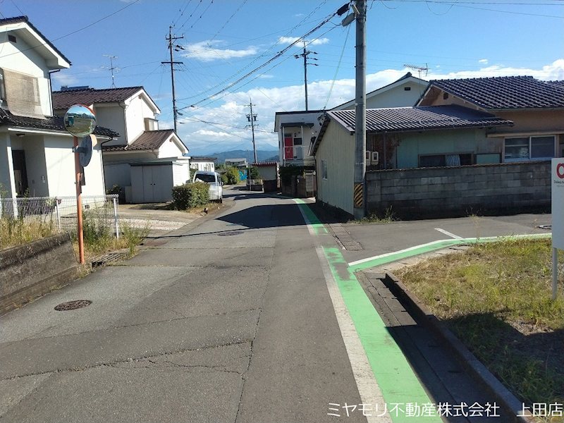 上田市古里　土地 現地写真