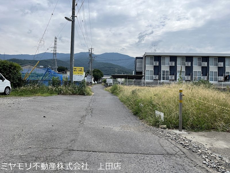 坂城町坂城　土地 現地写真（前面道路含む現地写真）