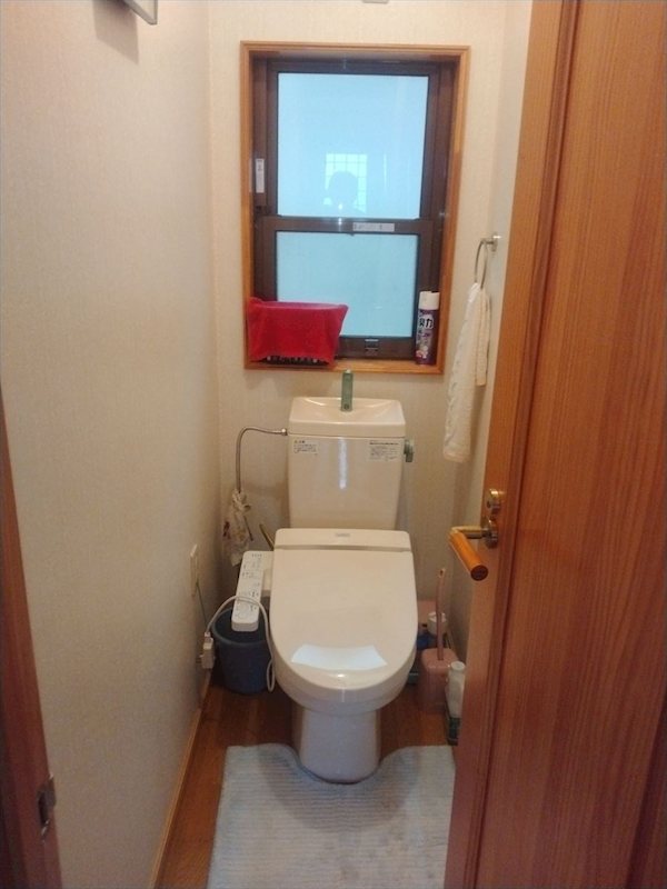 佐久市内山　中古戸建 内観写真（トイレ）