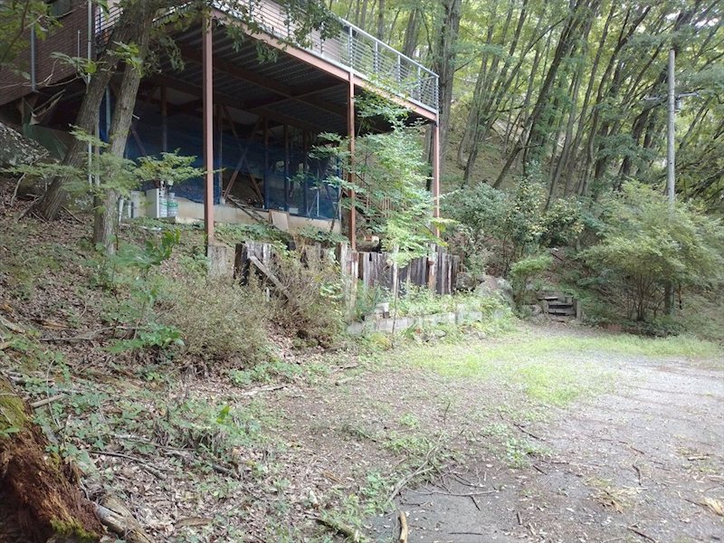 佐久市内山　中古戸建 現地写真（駐車場）