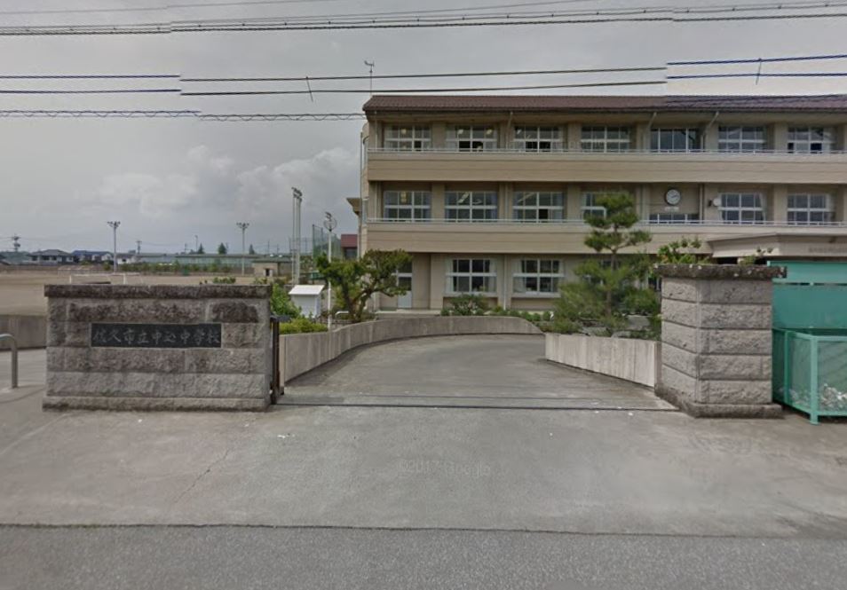 佐久市内山　中古戸建 中学校