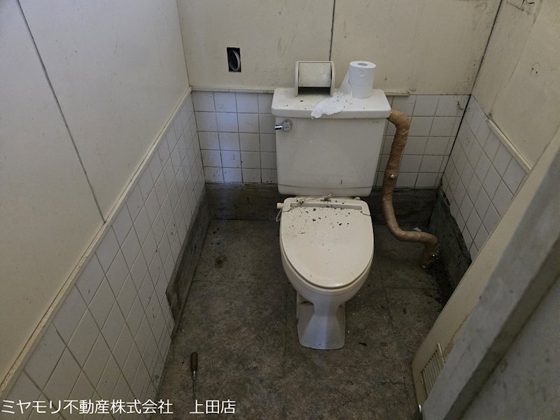 上田市西内　事業用建物 内観写真（トイレ）