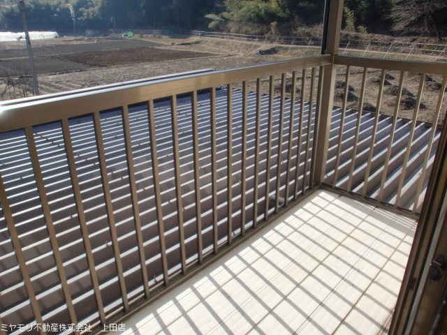 上田市西内　事業用建物 現地写真（バルコニー）