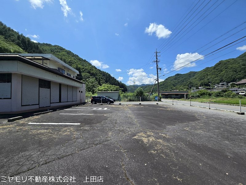 上田市西内　事業用建物 現地写真