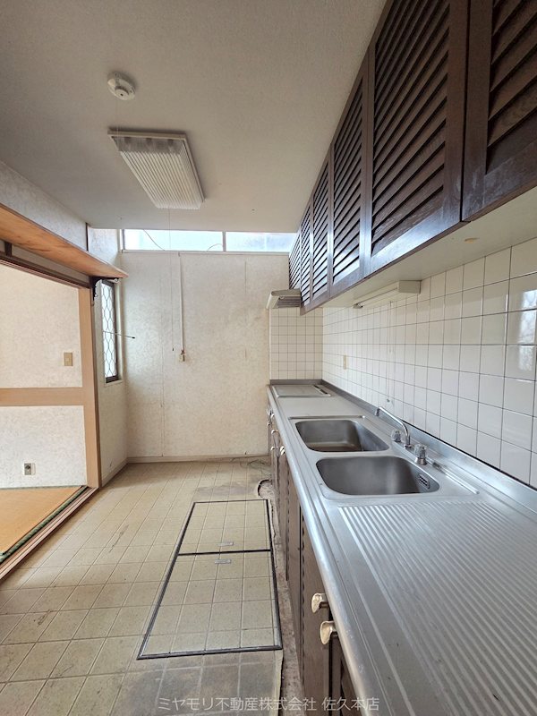 佐久市中込　中古戸建 内観写真（キッチン）