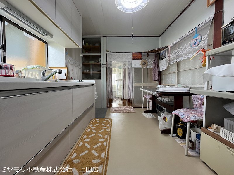 上田市藤原田　中古戸建 内観写真（キッチン）