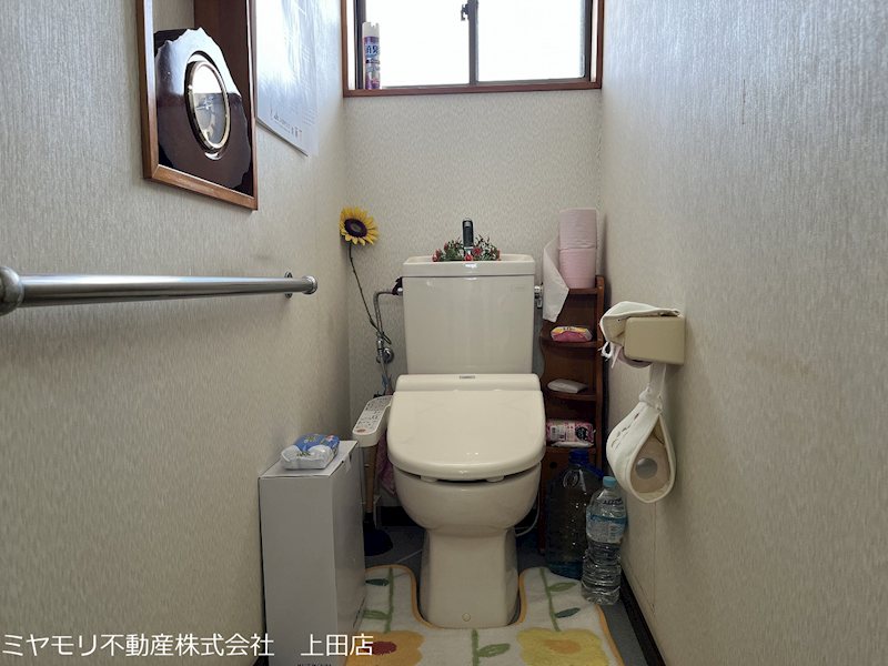 上田市藤原田　中古戸建 内観写真（トイレ）