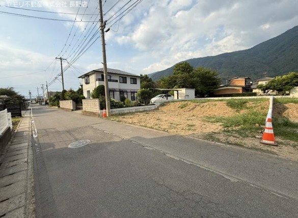 長野県千曲市磯部 現地写真（前面道路含む現地写真）