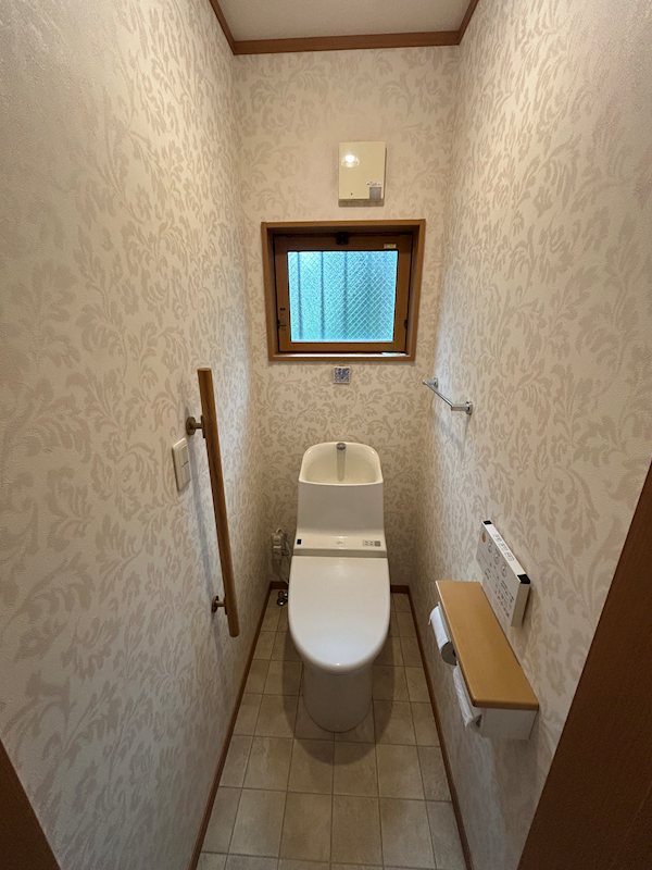 佐久市岩村田　中古戸建 内観写真（トイレ）