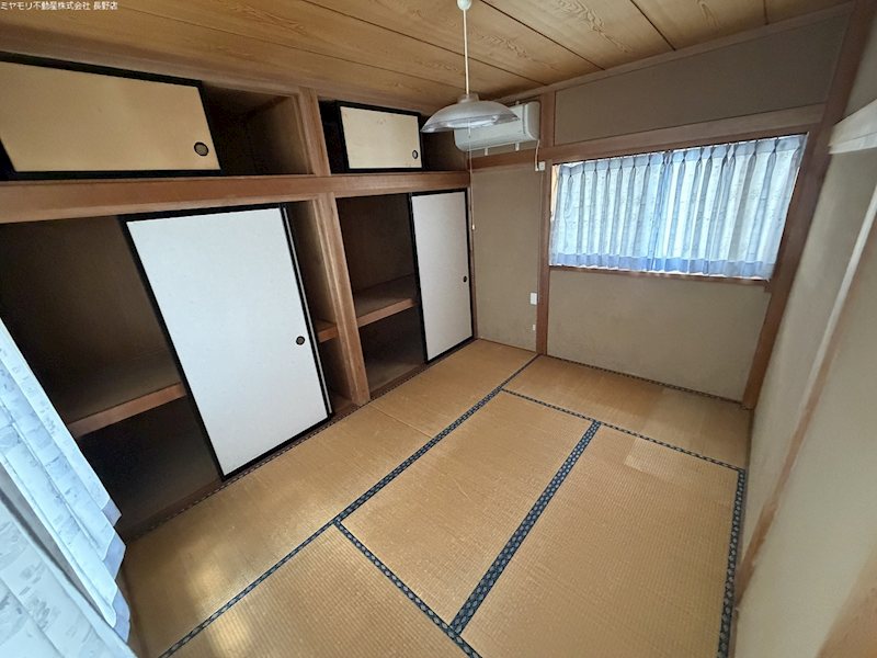 長野県長野市大豆島 内観写真（リビング以外の居室）