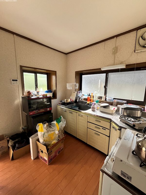 長野県長野市安茂里小市１丁目 内観写真（キッチン）