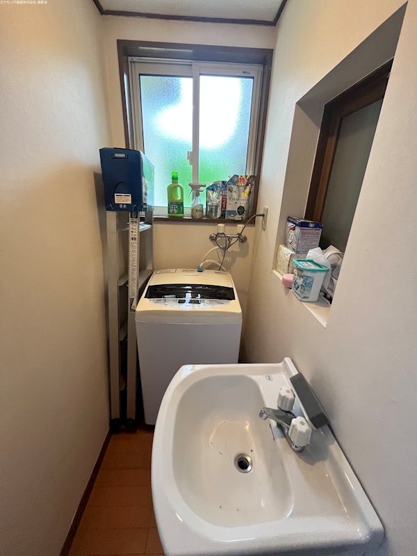 長野県長野市安茂里小市１丁目 内観写真（洗面台・洗面所）