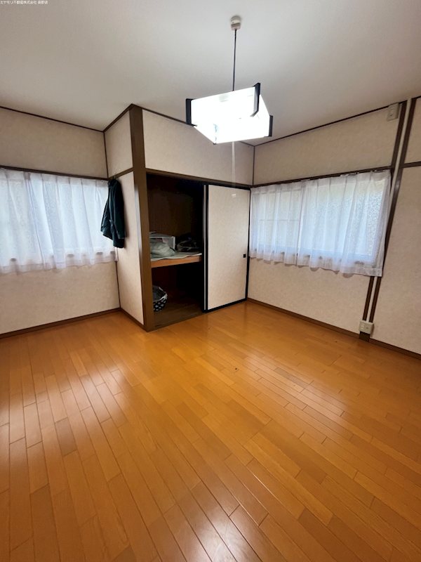 長野県長野市安茂里小市１丁目 内観写真（子供部屋）