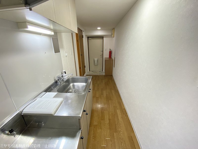 東御市加沢　収益物件 内観写真（キッチン）