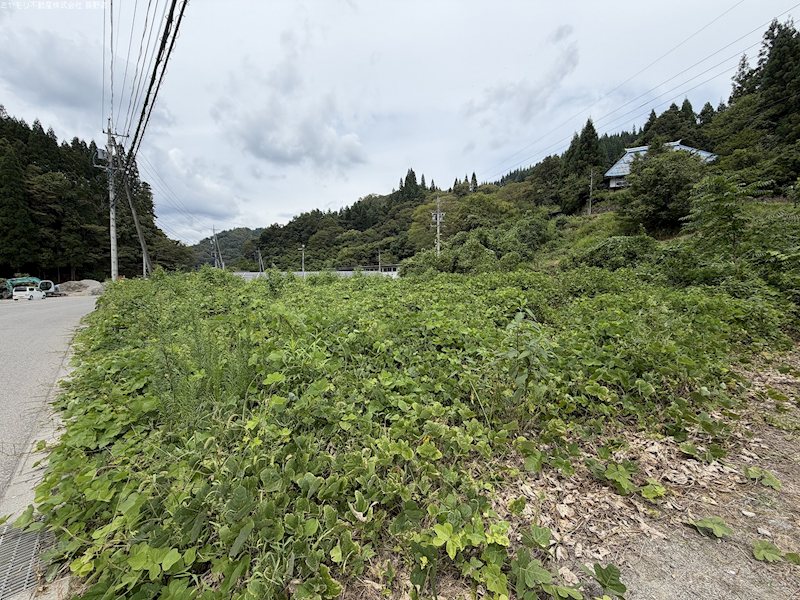 【商談中】長野市信州新町山上条　中古戸建 現地写真
