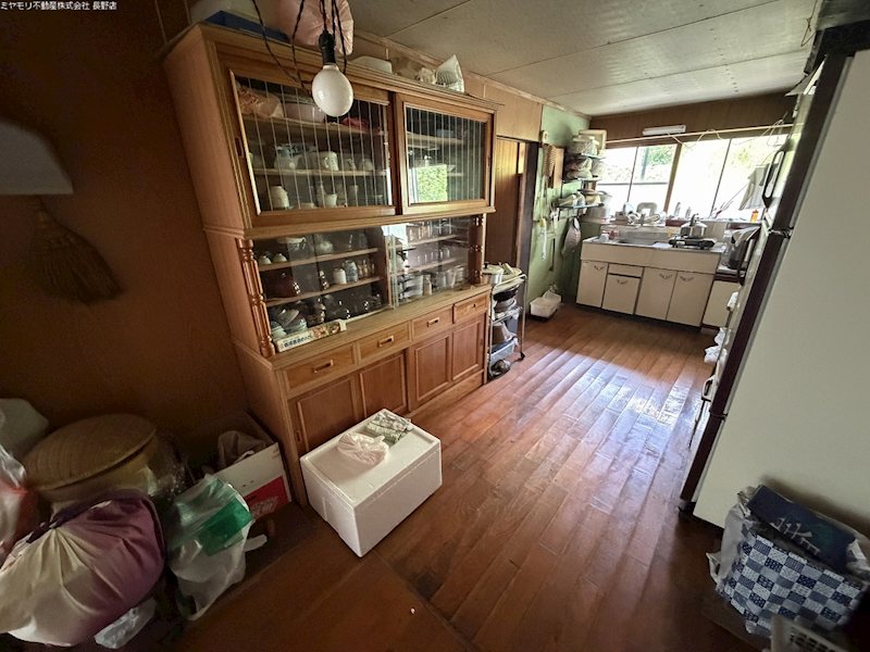 【商談中】長野市信州新町山上条　中古戸建 内観写真（キッチン）