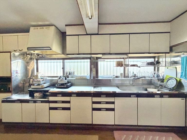 佐久市臼田　中古戸建 内観写真（キッチン）