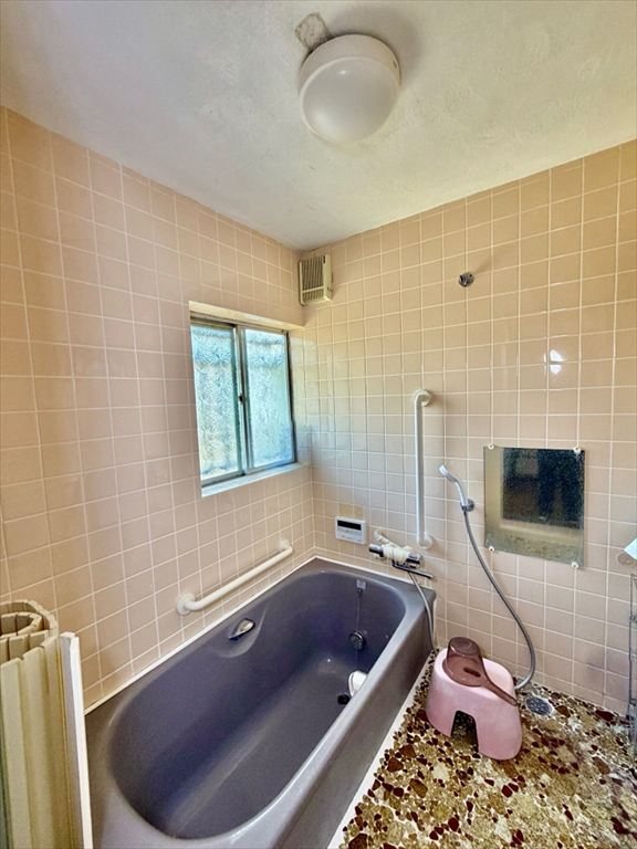 佐久市臼田　中古戸建 内観写真（浴室）