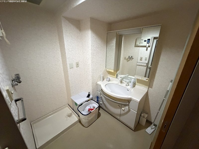 長野県長野市鶴賀権堂町 内観写真（洗面台・洗面所）