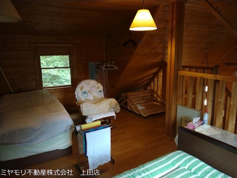青木村沓掛　中古戸建 内観写真（リビング以外の居室）