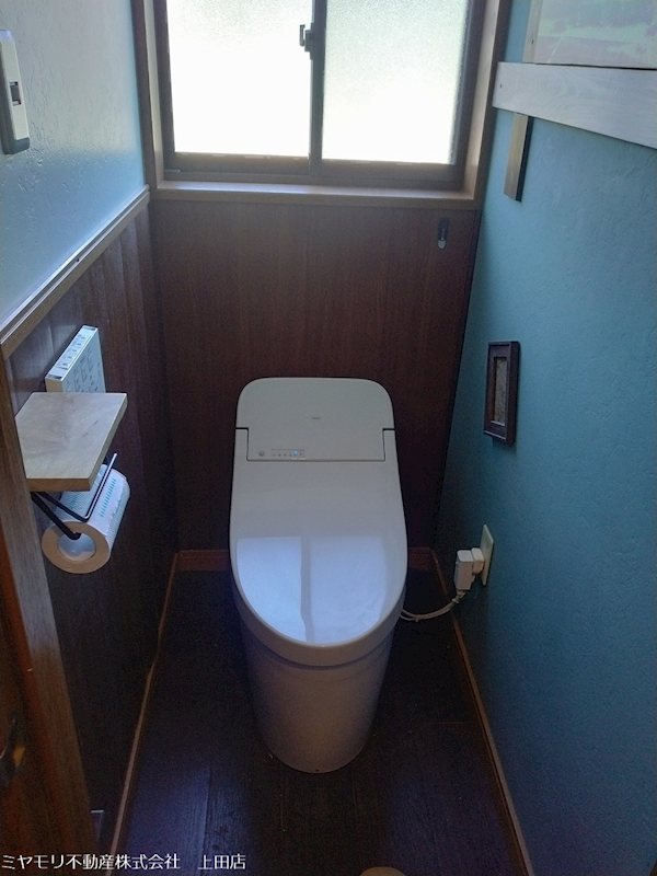 上田市生田　中古戸建 内観写真（トイレ）