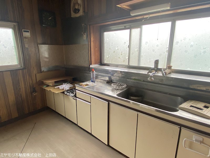 上田市藤原田　中古戸建 内観写真（キッチン）