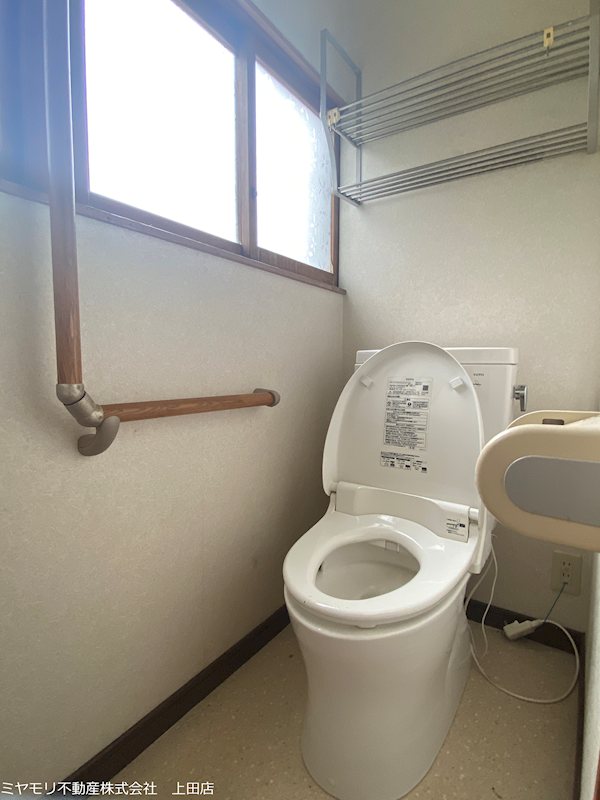 上田市藤原田　中古戸建 内観写真（トイレ）