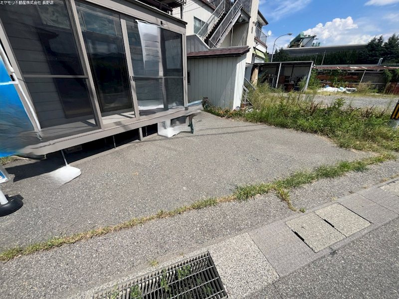 長野県長野市大豆島 現地写真（駐車場）