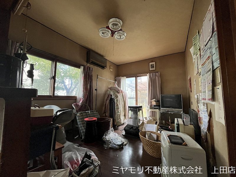 上田市古里　中古戸建 内観写真（リビング）