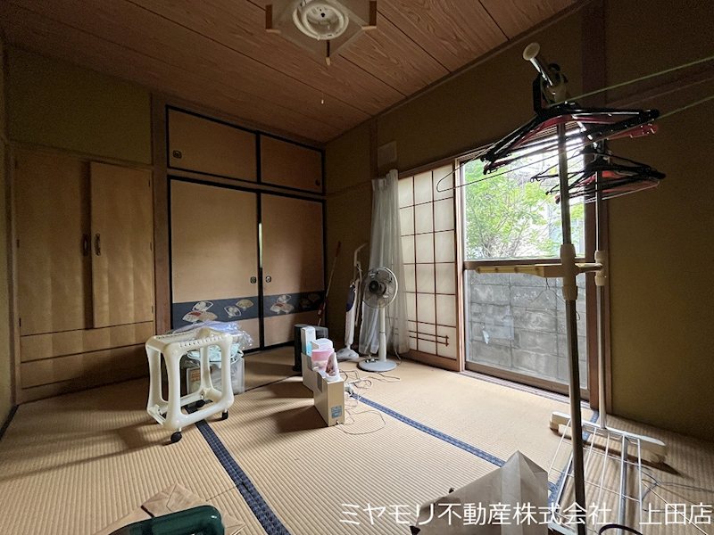 上田市古里　中古戸建 内観写真（リビング以外の居室）