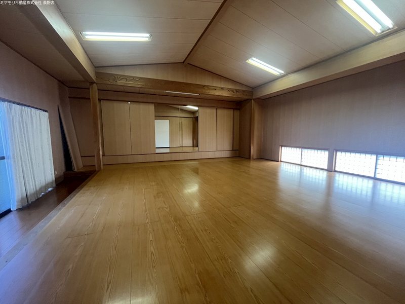 長野県長野市篠ノ井御幣川 内観写真（リビング）