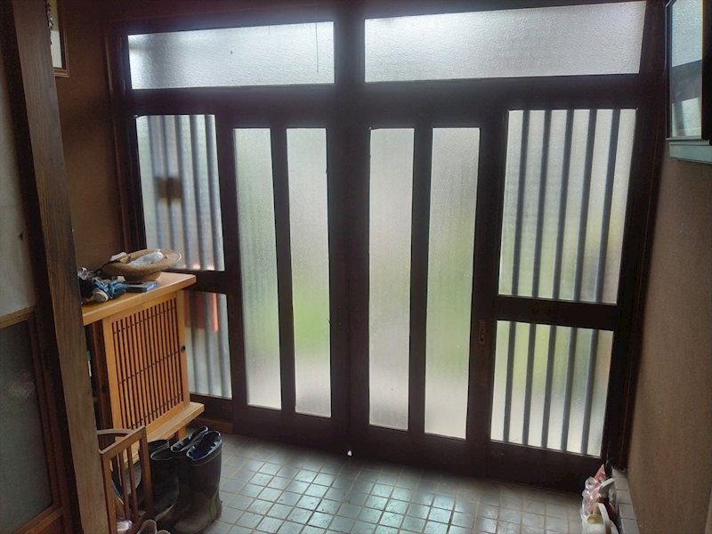 小諸市柏木　土地 現地写真（玄関）