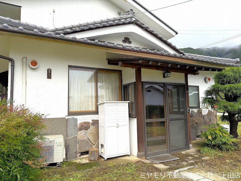 上田市武石下本入　中古戸建 現地写真