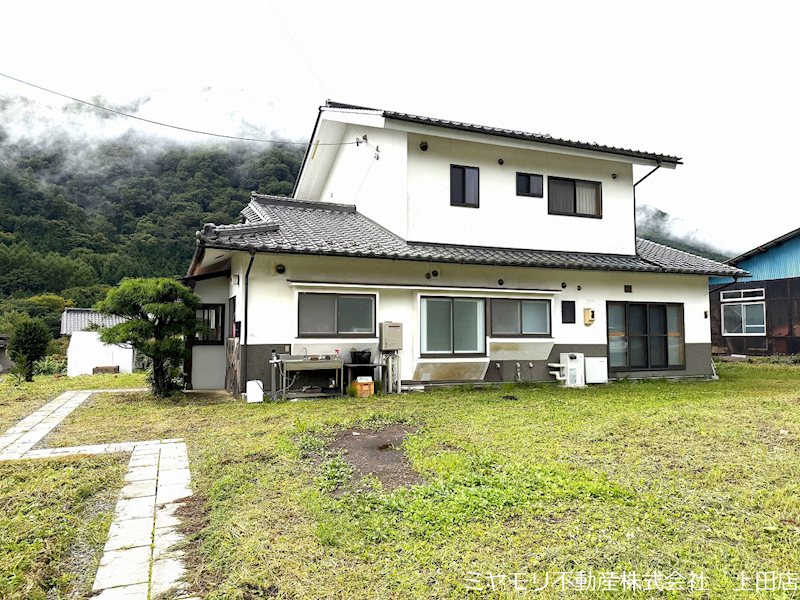 上田市武石下本入　中古戸建 現地写真