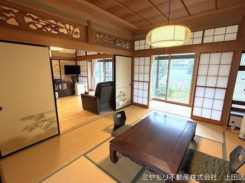 上田市武石下本入　中古戸建 内観写真（リビング以外の居室）