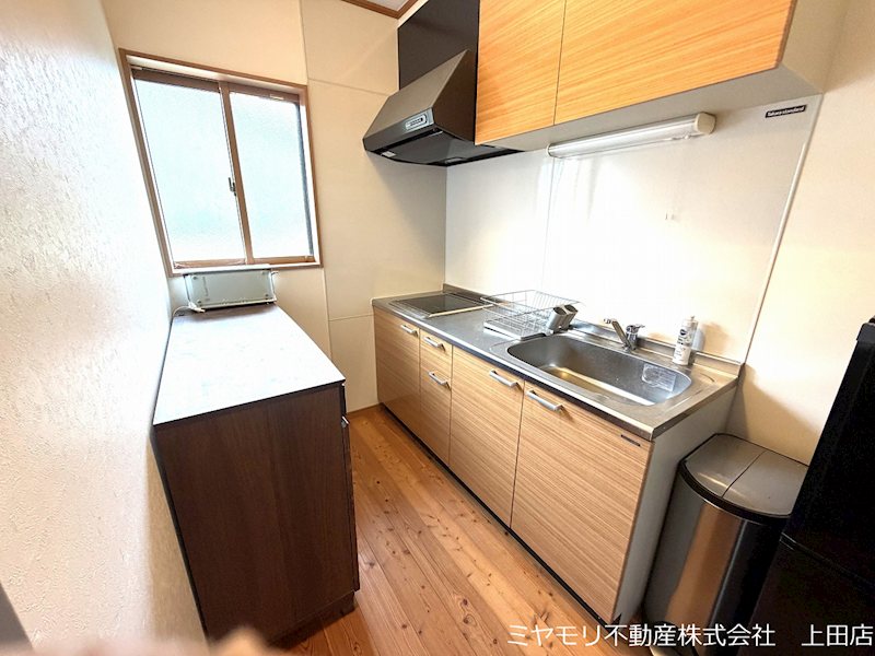 上田市武石下本入　中古戸建 内観写真（キッチン）