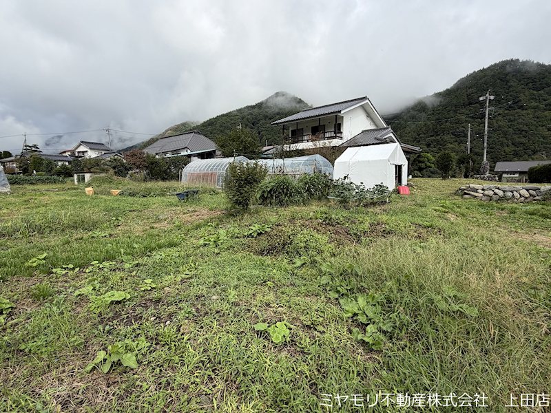 上田市武石下本入　中古戸建 現地写真