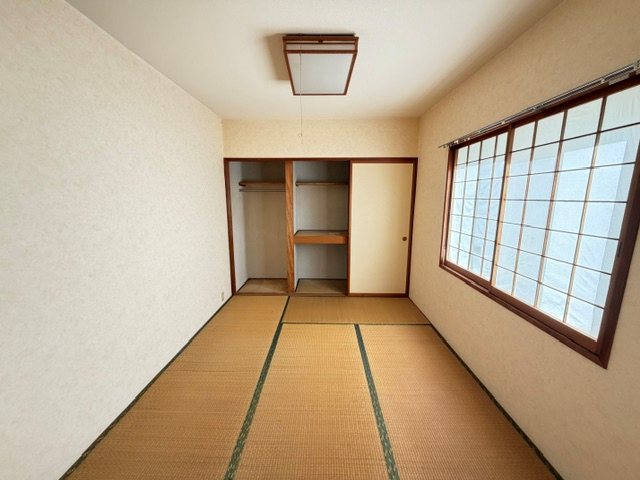 長野県佐久市横根 内観写真（リビング以外の居室）
