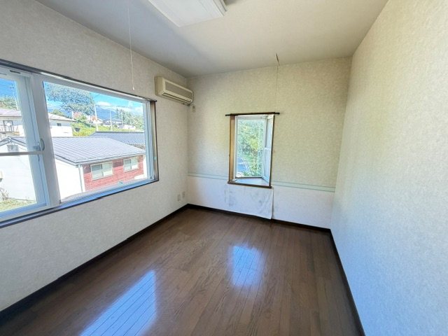 長野県佐久市横根 内観写真（リビング以外の居室）