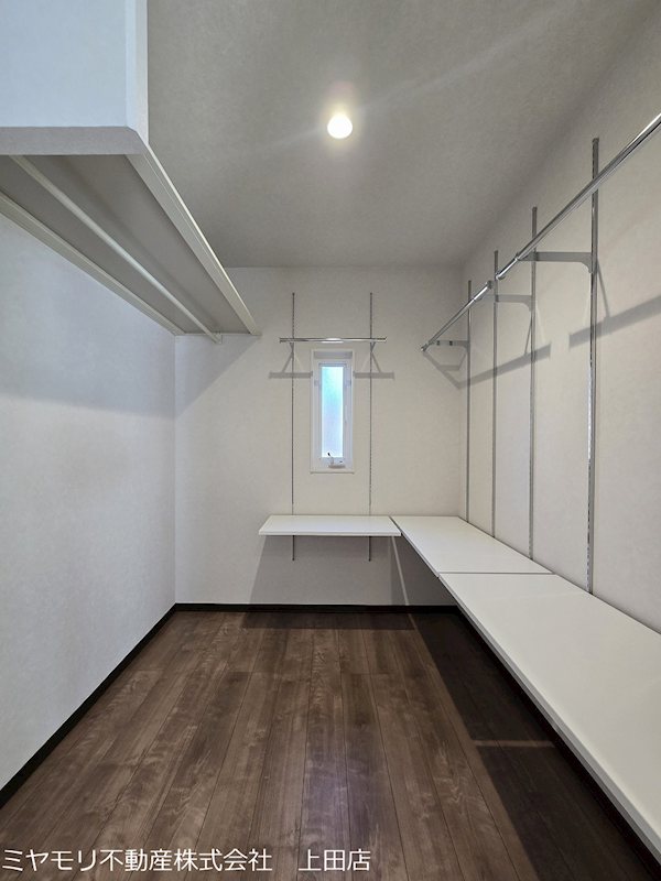 上田市常入　中古戸建 内観写真（収納）