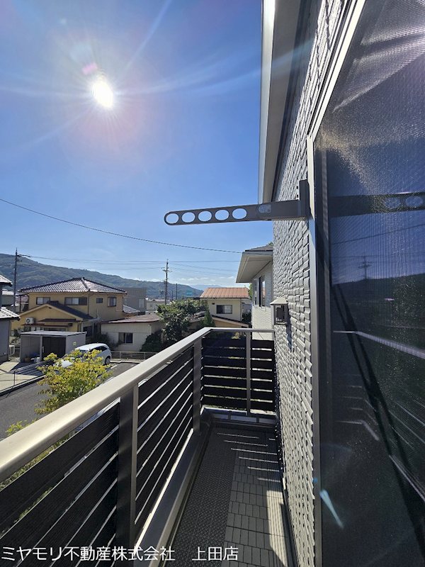 上田市常入　中古戸建 現地写真（バルコニー）
