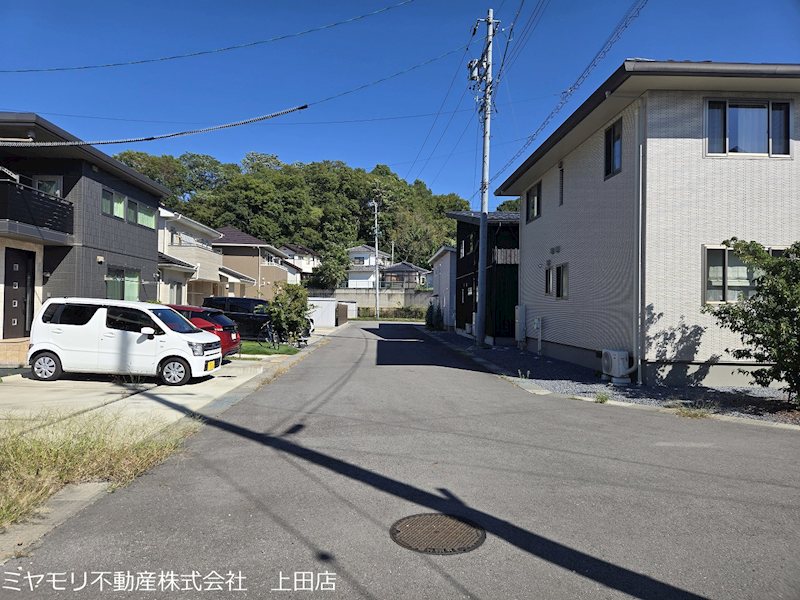 上田市常入　中古戸建 現地写真（前面道路含む現地写真）