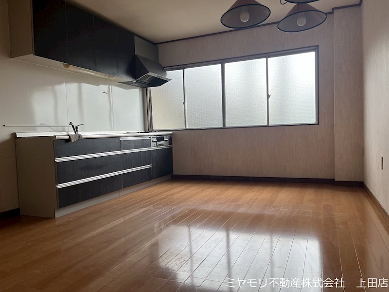 東御市県　事業用建物 内観写真（キッチン）
