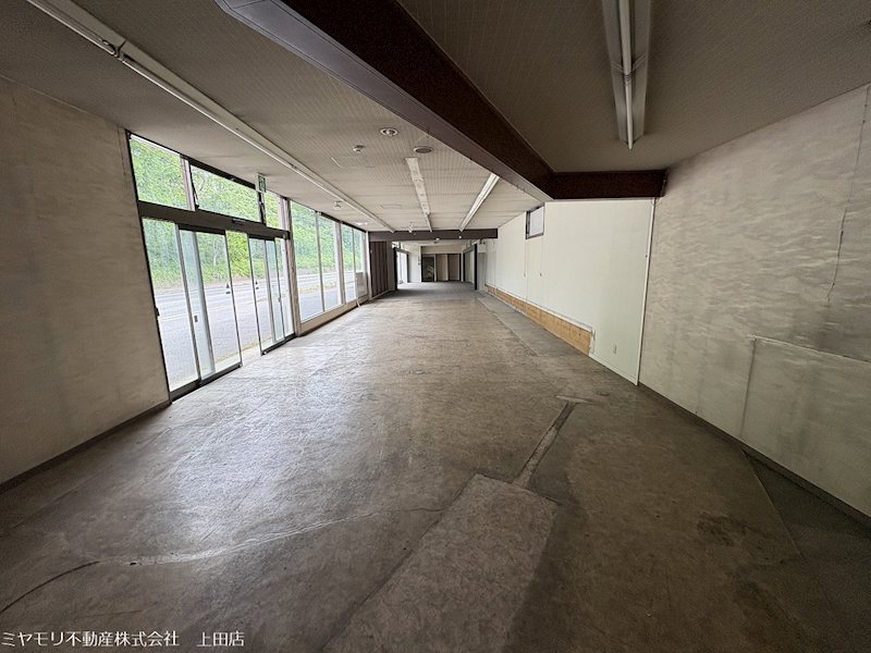 上田市岩下　事業用建物 その他