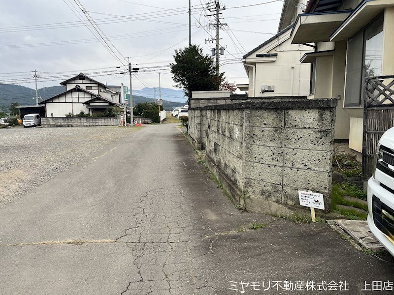 上田市古安曽　中古戸建 現地写真
