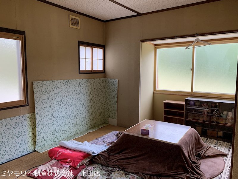上田市菅平高原　事業用建物 内観写真（リビング以外の居室）